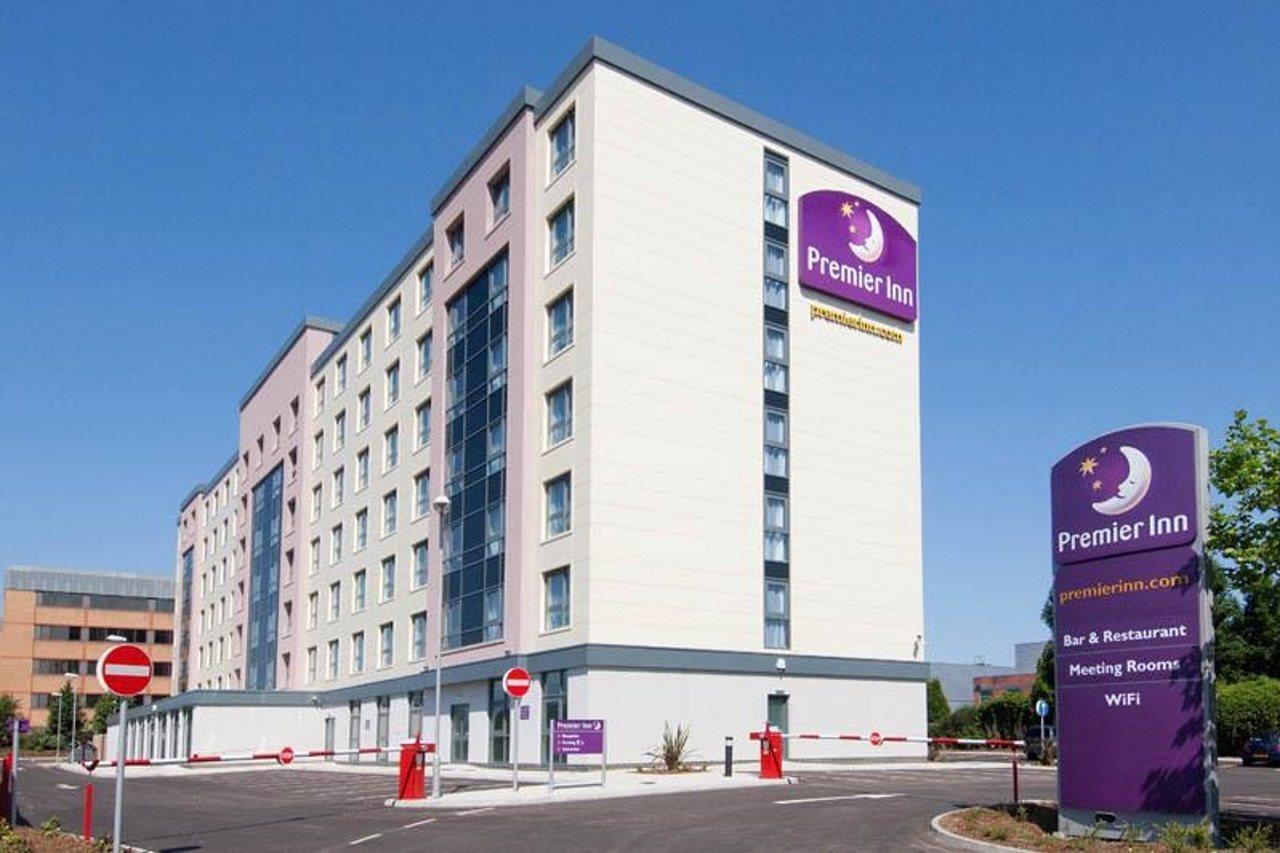 Premier Inn London Gatwick Airport - Manor Royal Crawley  Luaran gambar